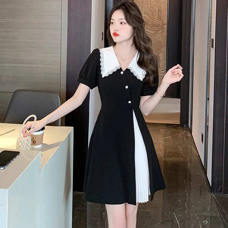 

2022 Black Patchwork Lace Doll Collar Midi Pleated Dress Women Korean Vintage Hepburn Dress Summer New Elegant Office Lady Dress