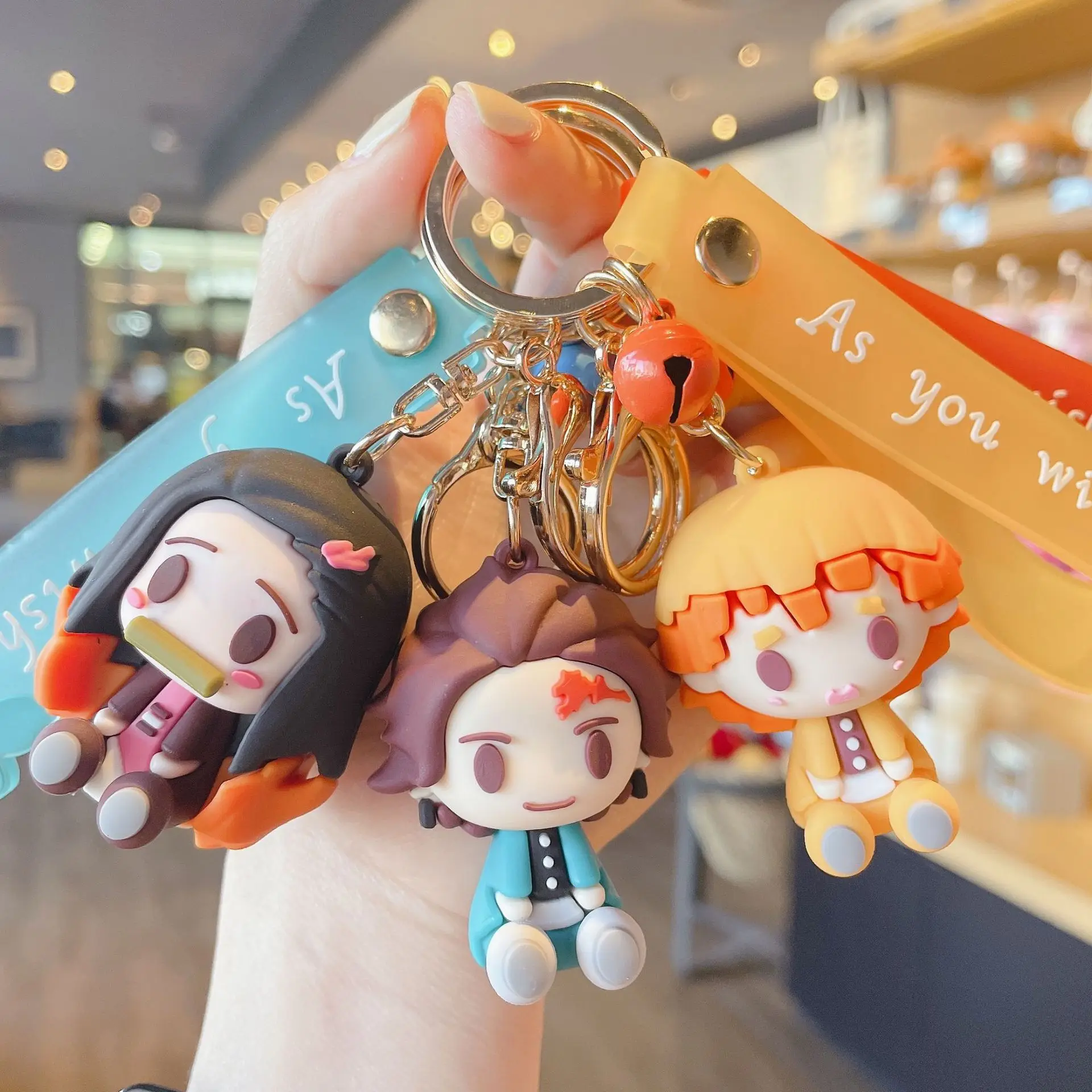 

Demon Slayer Kamado Tanjirou Agatsuma Zenitsu Keychain Pendant Model Kid Figure Toy Children Gift figure Birthday Gifts