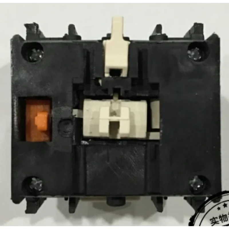 C-LA2-D22A65 Контакт задержки контактора головки воздушной 0 1-30 с задержкой включения