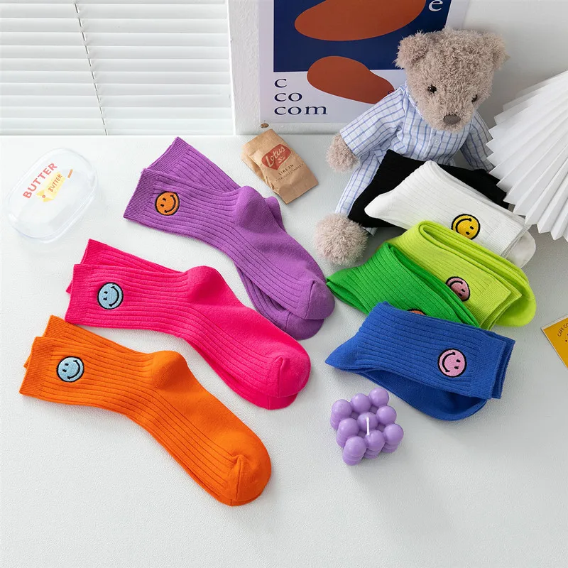 Spring Summer Women Middle Tube Socks Japanese Style Candy Colour Cute Smiley Face Embroidery Breathable Cotton Sports Socks