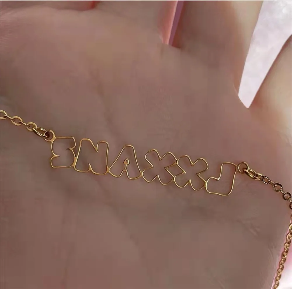 

Personalised Name Necklaces For Women Customized Cute Nameplate Pendant Necklace Hollow Letter Jewelry Best Friend Gifts