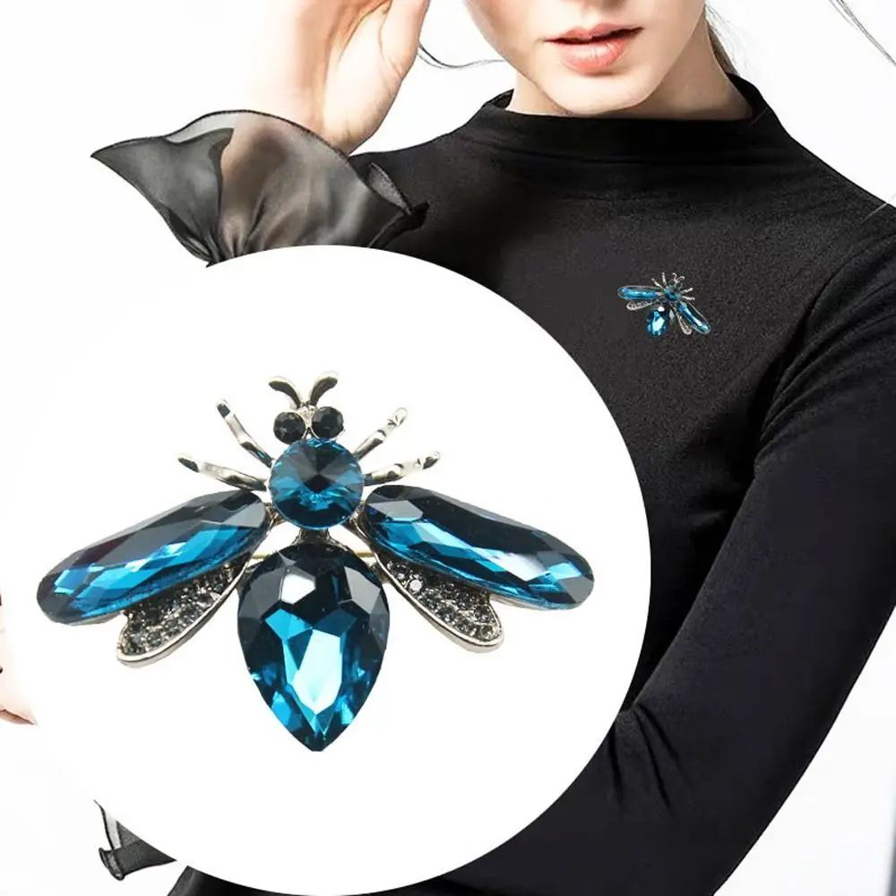 

1Pc Exquisite Bee Dragonfly Insect Brooch Luxury Pearl Crystal Bee Insect Collar Pin Women Suit Coat Decorative Brooch