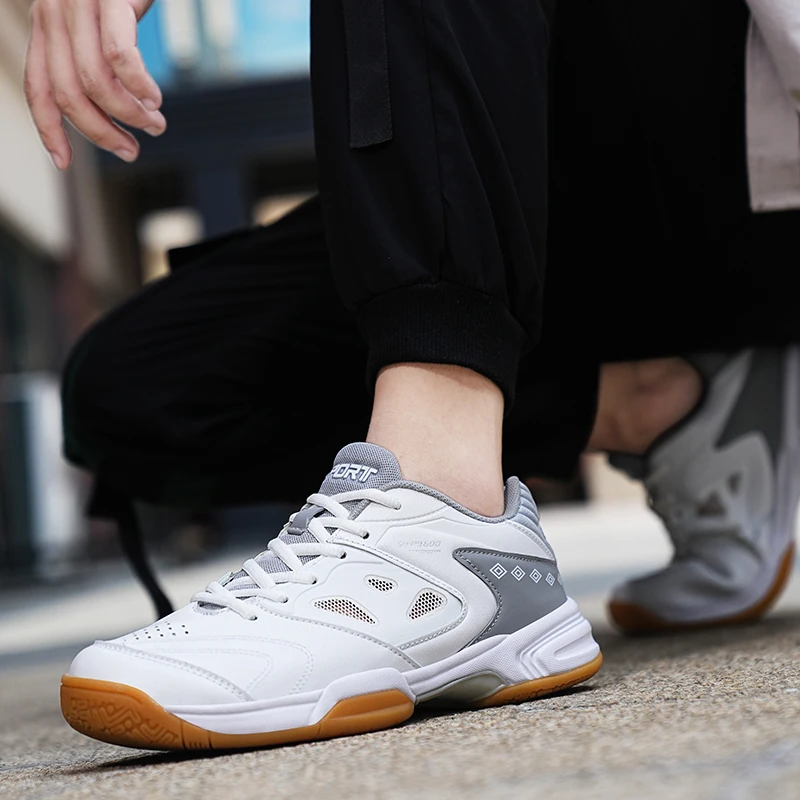 Men's Volleyball Sports Training Shoes Large Size 48 Badminton Fitness Sneakers Men's Non-Slip Rubber Tennis Sneakers