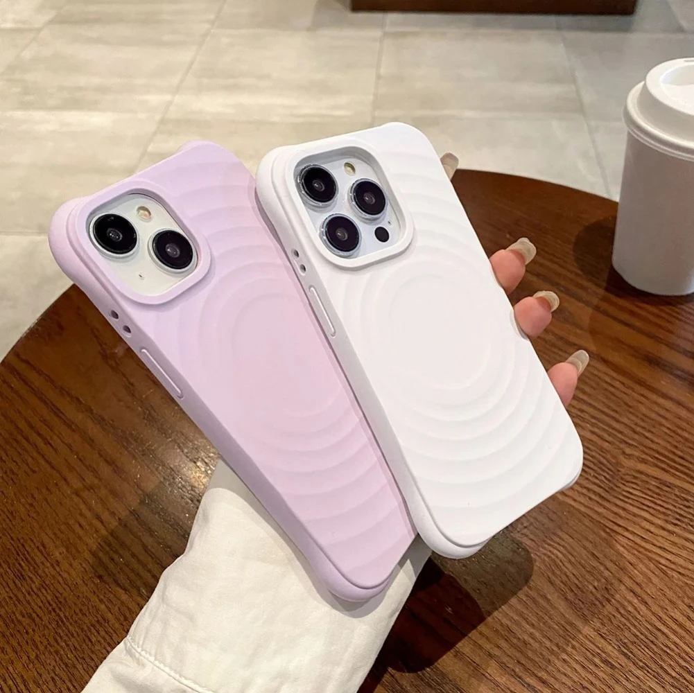 Фото Чехол для iPhone 17 Pro Max, жидкий силиконовый магнитный чехол с беспроводной зарядкой, противоударный, совместимый с iPhone 16, 15, 14, 13, 12 №4