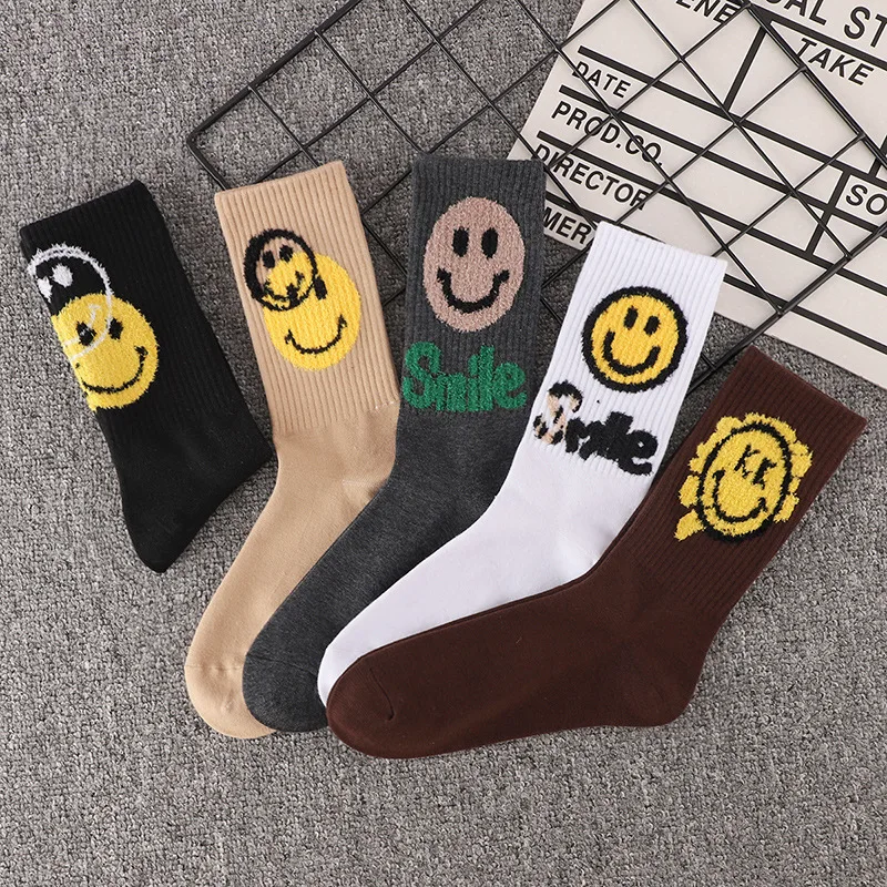 

Fashion Big Smile Face Smiley Women Socks Black White Cotton Hip Hop Happy Funny Sock For Girls Ladies Meia Sox Calcetines Mujer