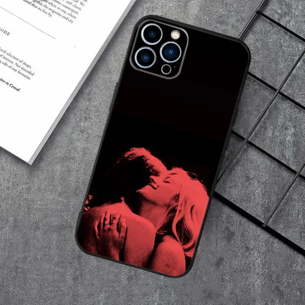 Чехол для телефона Hot Band женский Apple iPhone 15 14 13 12 11 XS XR X 8 7 Pro Max Plus мини силиконовый