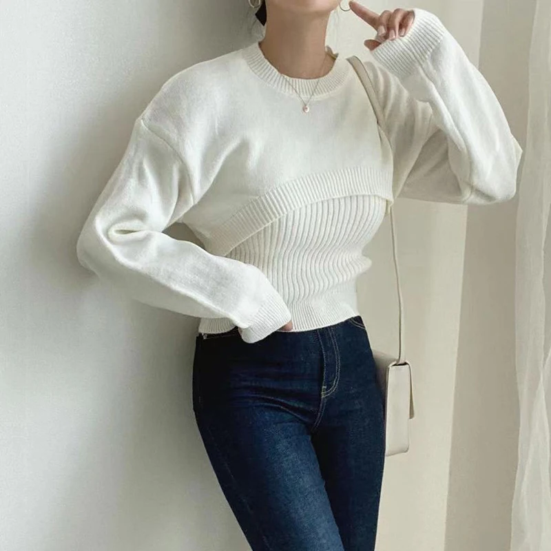 

White Korea Fashion O-Neck Short Sweater Women 2023 Long Sleeve Overall Sweater Vest Sets Autumn Winter New