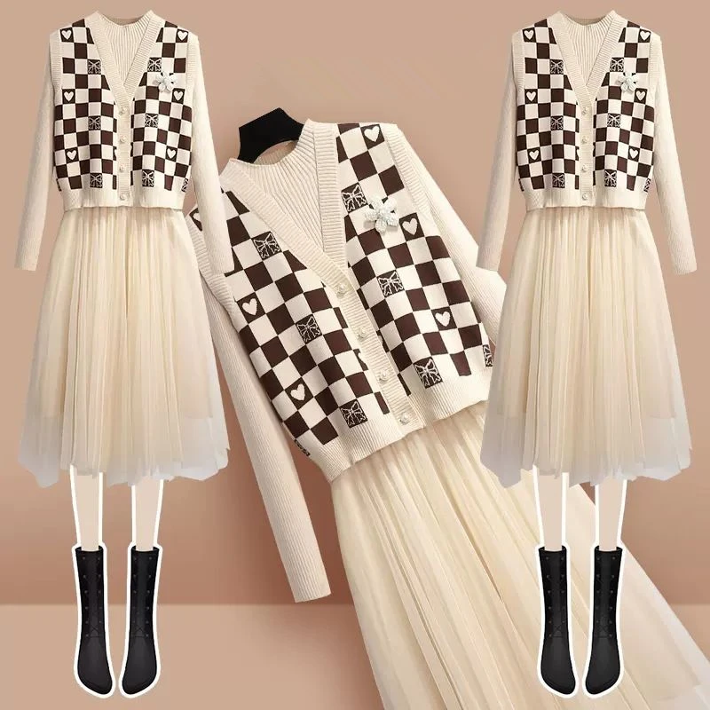 Женское платье-двойка новинка весны 2023 Элегантное трикотажное платье-жилет с