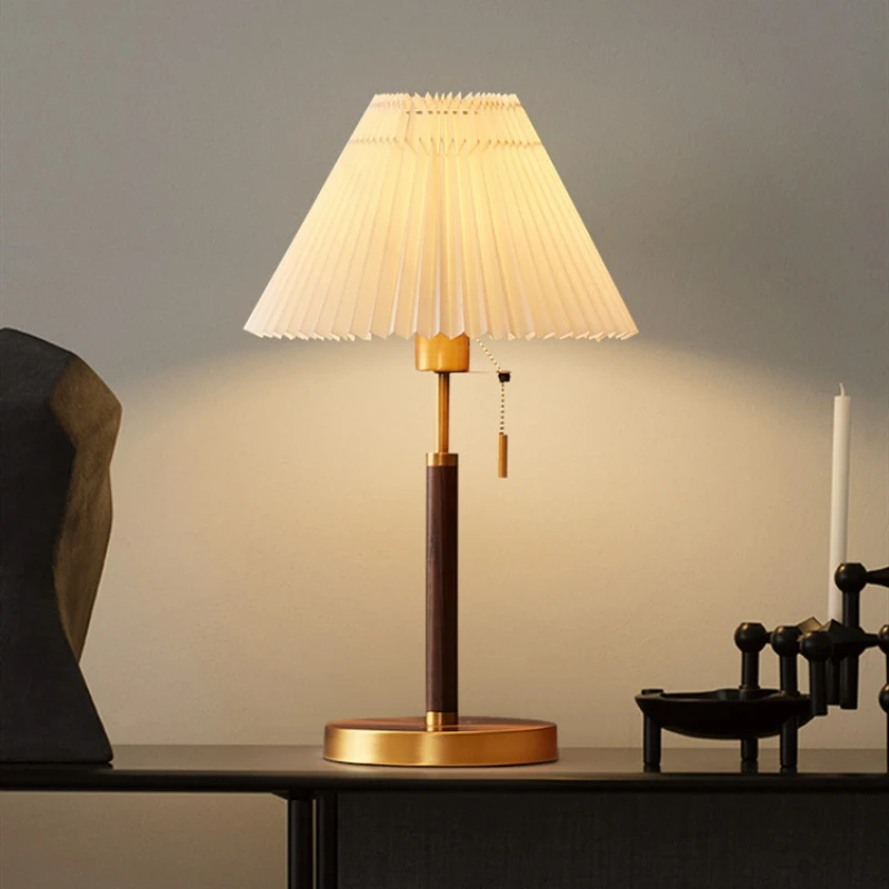 

American style retro pleated solid wood lamp bedroom bedside living room study designer table lamp home decoration desk lamp