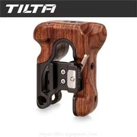 tilta ta rwh4 b right side wooden handle attaches to the right side of tiltaing red komodo camera cages by nato rail attachment