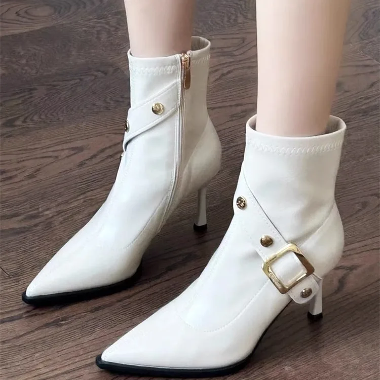 Женские резиновые сапоги дождевого цвета на высоком каблуке из искусственной