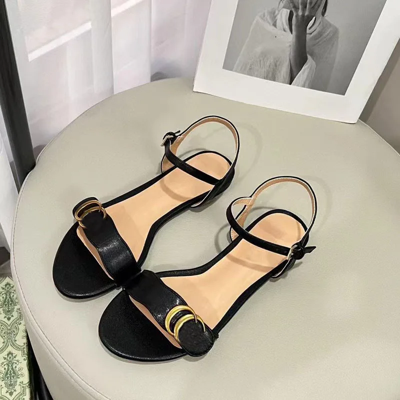 Женские сандалии черные туфли для женщин большой размер с пряжкой и ремешком 2024