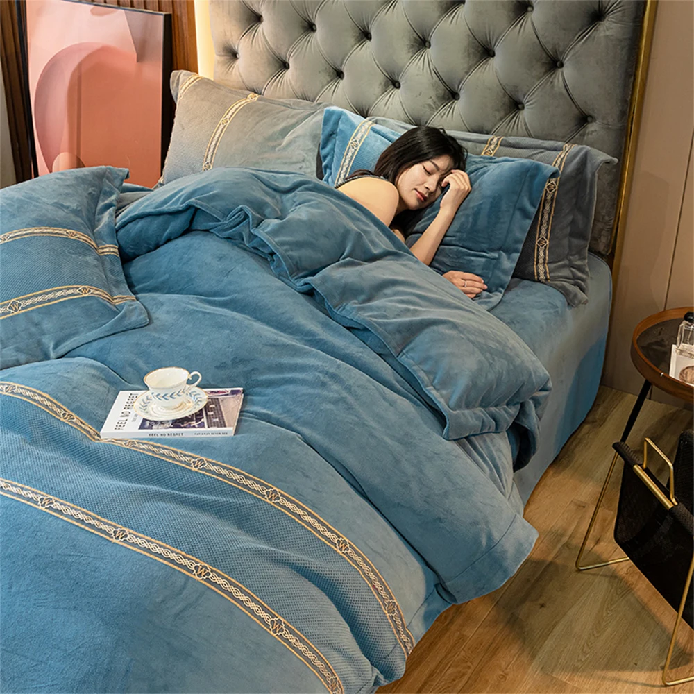 

Jacquard Bedding Sets Milk Velvet Thicken Winter Warm Four Piece Set Quilt Cover Queen King Bed Linen Pillowcase Bedroom Decor