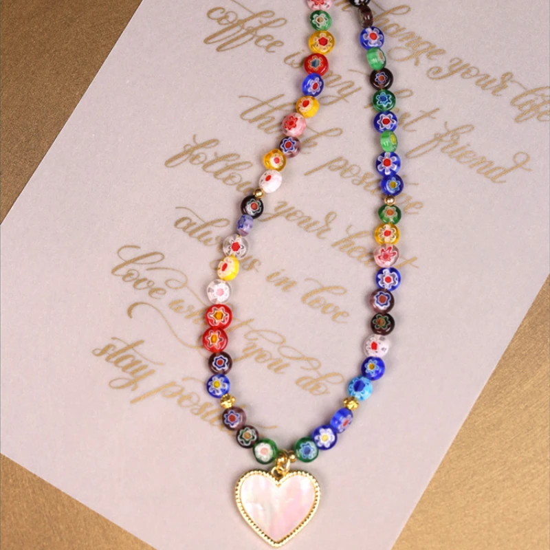 

2022 New Glass Beaded Necklace Clavicle Chain Fritillaria Love Pendant Temperament Women Jewelry Earrings Wholesale Chains
