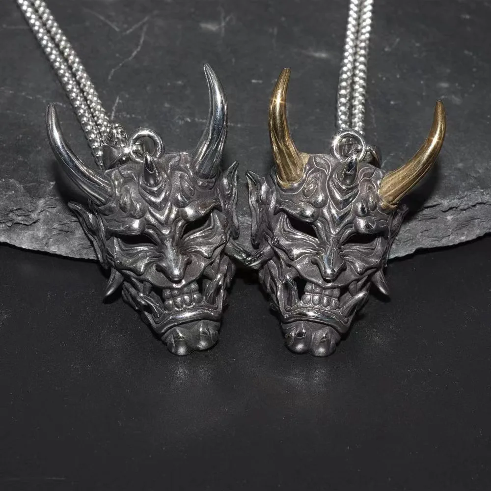 Mens Jewellery Gothic Devil Skull Grimace Mask Necklaces for Men Fangs Demon Mask Pendant Vintage Punk Hip Hop Jewelry Gift