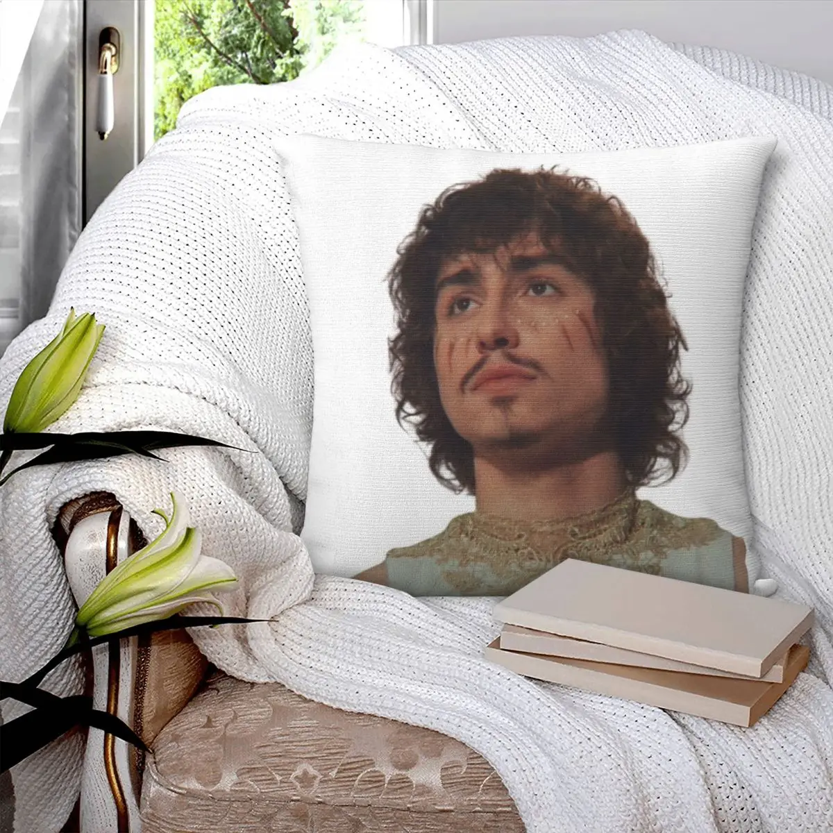 Рисунок 2 - Декоративная наволочка с молнией