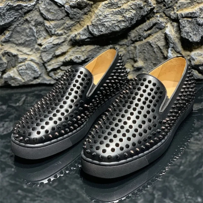 

Luxury Brands Low Top Full Rivets Red Bottoms Slip On Shoes For Men's Fashions Casual Flats Women's Black Leather Spikes Loafers