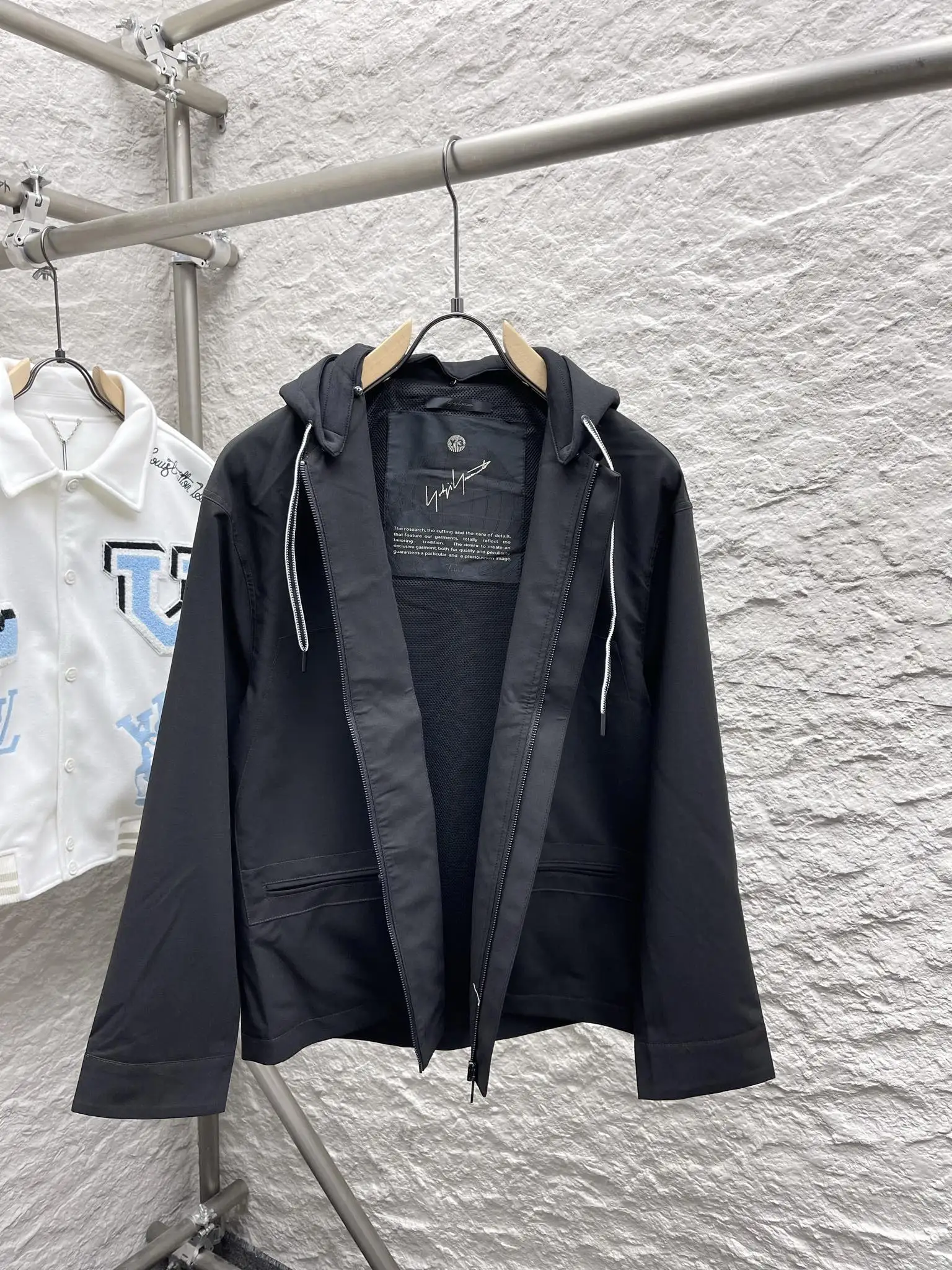 

Yamamoto Jacket 2023 Designer Fashion City Outdoor Functional Jacket Windproof Waterproof Sports Casual Hooded Hardshell Jacket