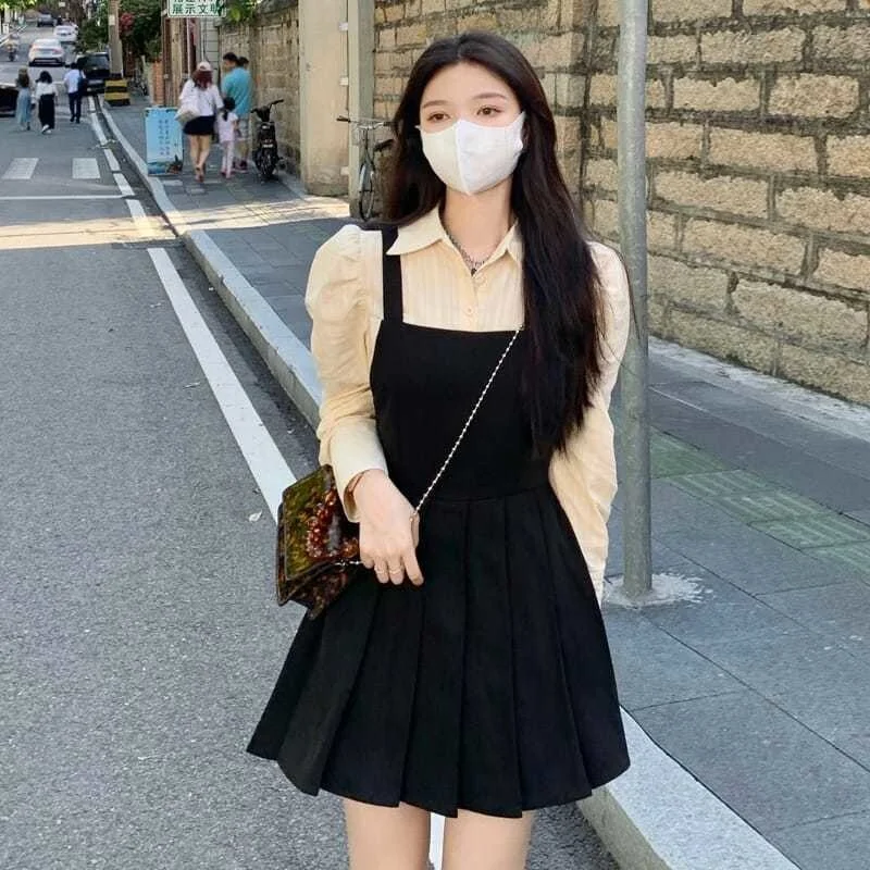

Skirt female pure desire wind fake two long sleeved dress women's dress spring and autumn 2022 new design sense fashion