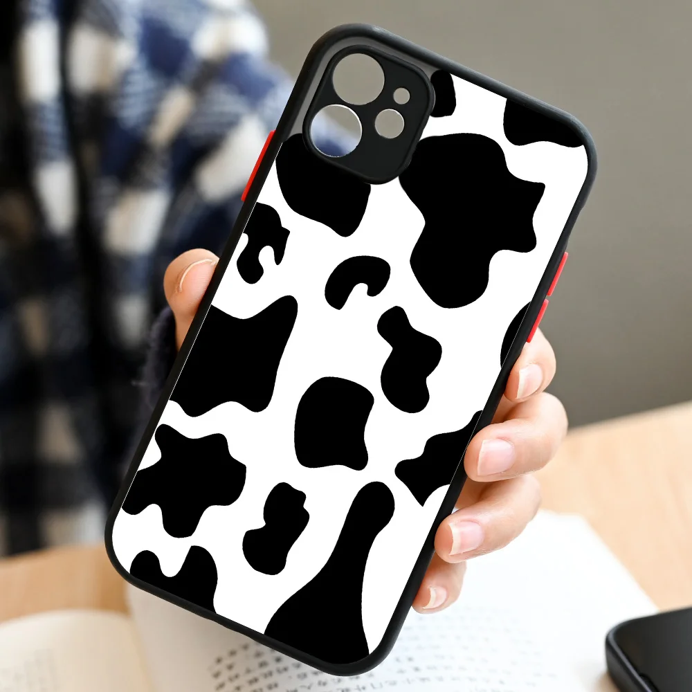 Soft TPU Silicone Rubber Phone Case Cover for IPhone 12 Pro 7 8 Plus X Xs 11 Pro Max 6 6S XR SE 2020 Cow Print Black White Cover