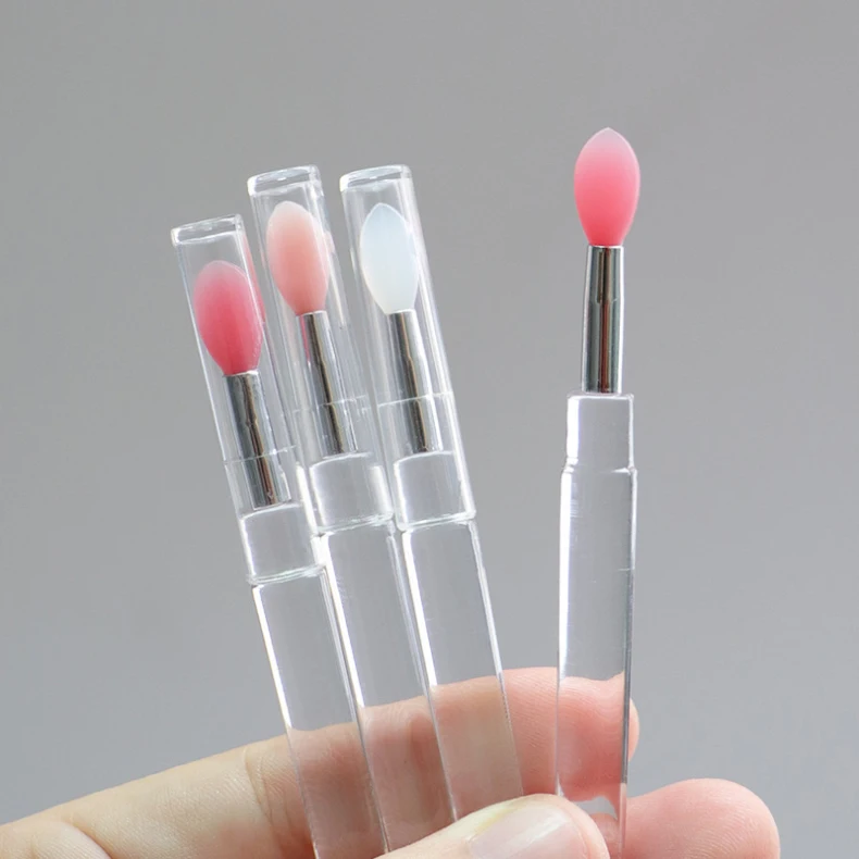 

Portable Lip Brush Silicone Soft Multifunctional Lip Brush Single Transparent Lipstick Brush Mini Lip Makeup Brush With Cover
