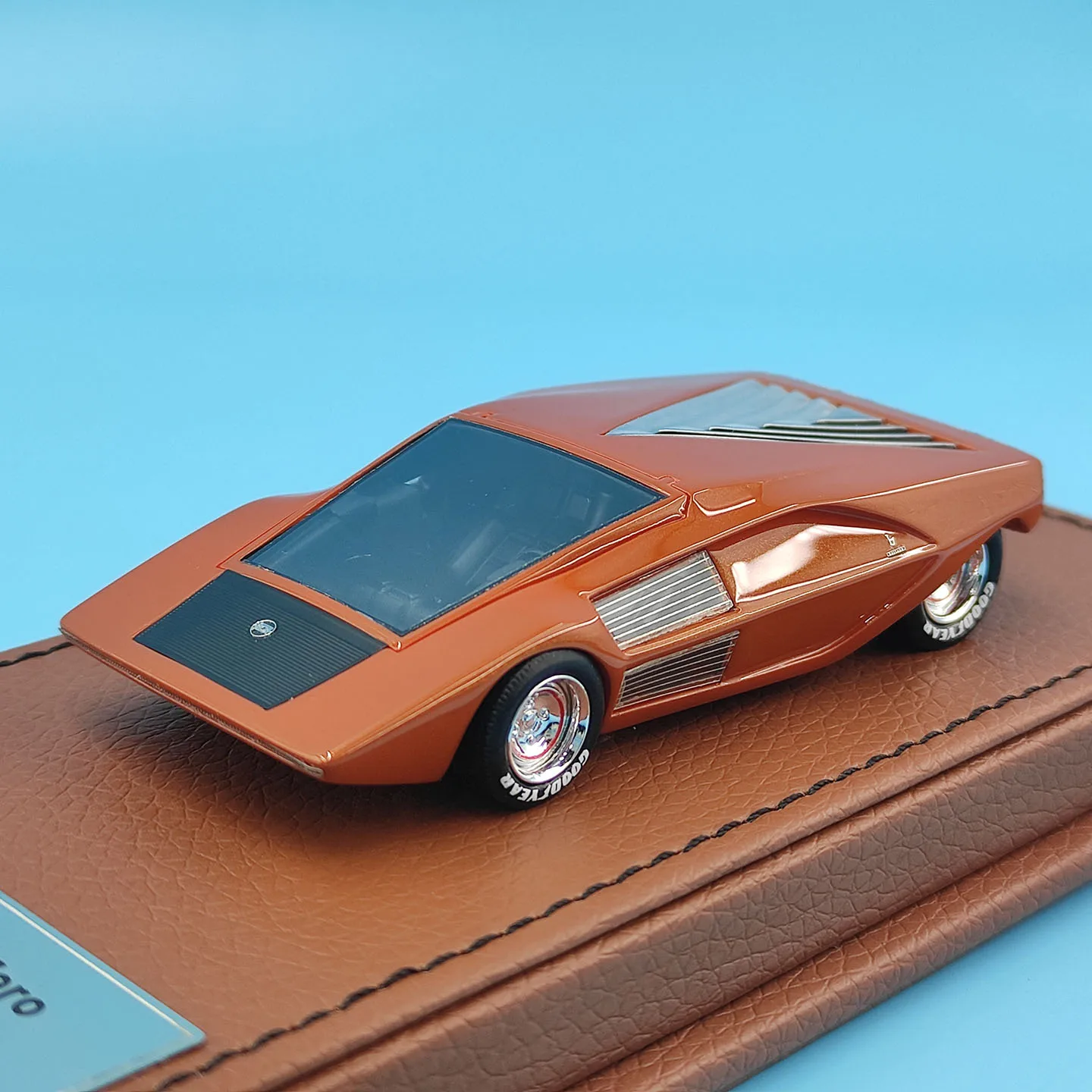 Фото Масштабная модель автомобиля Lancia Zero Concept 1970 года из смолы, масштаб 1:43, бренд ENGUP №5