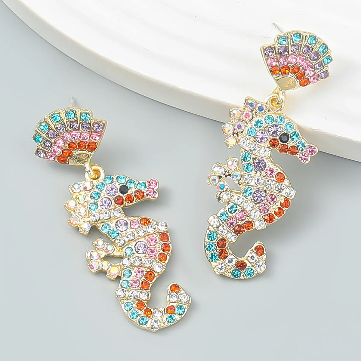 2023 Fashion New Luxury Shiny Crystal Full Rhinestone Seahorse Earrings for Women High-quality Banquet Party Jewelry Accessories