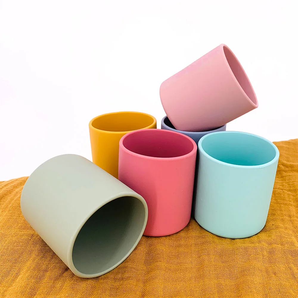 

Baby Cute Water Bottle Portable Color Baby Snack Cup Anti Scalding Food Grade Silicone Water Cup Learn To Drink Cup for Children