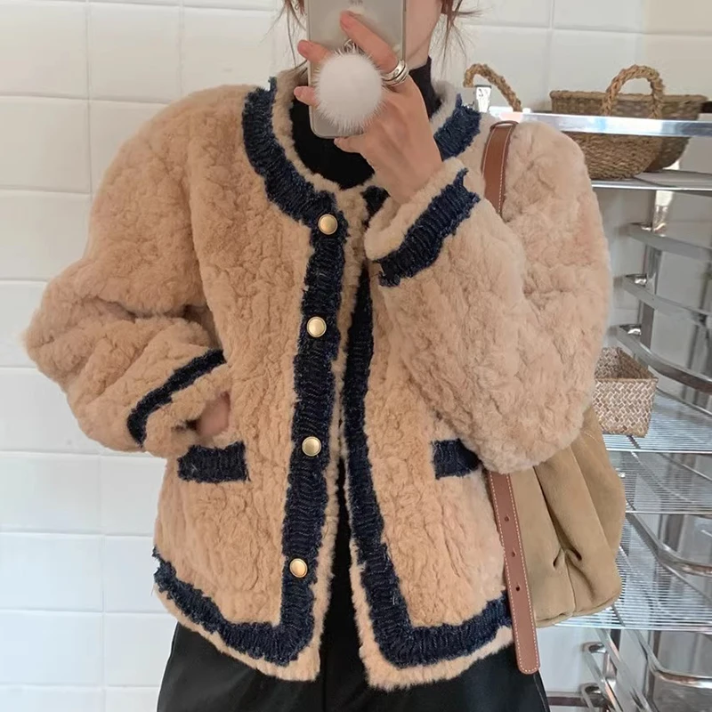 Рисунок 4 - Женское однобортное меховое пальто