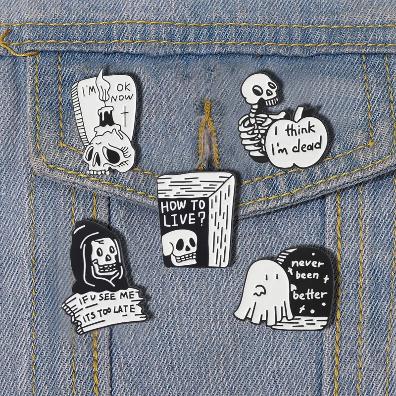 Я думаю, что я мертв, скелет, эмалированные булавки никогда не было лучше, гробница, призрак, свеча, знаки, модный панк, фотоподарок