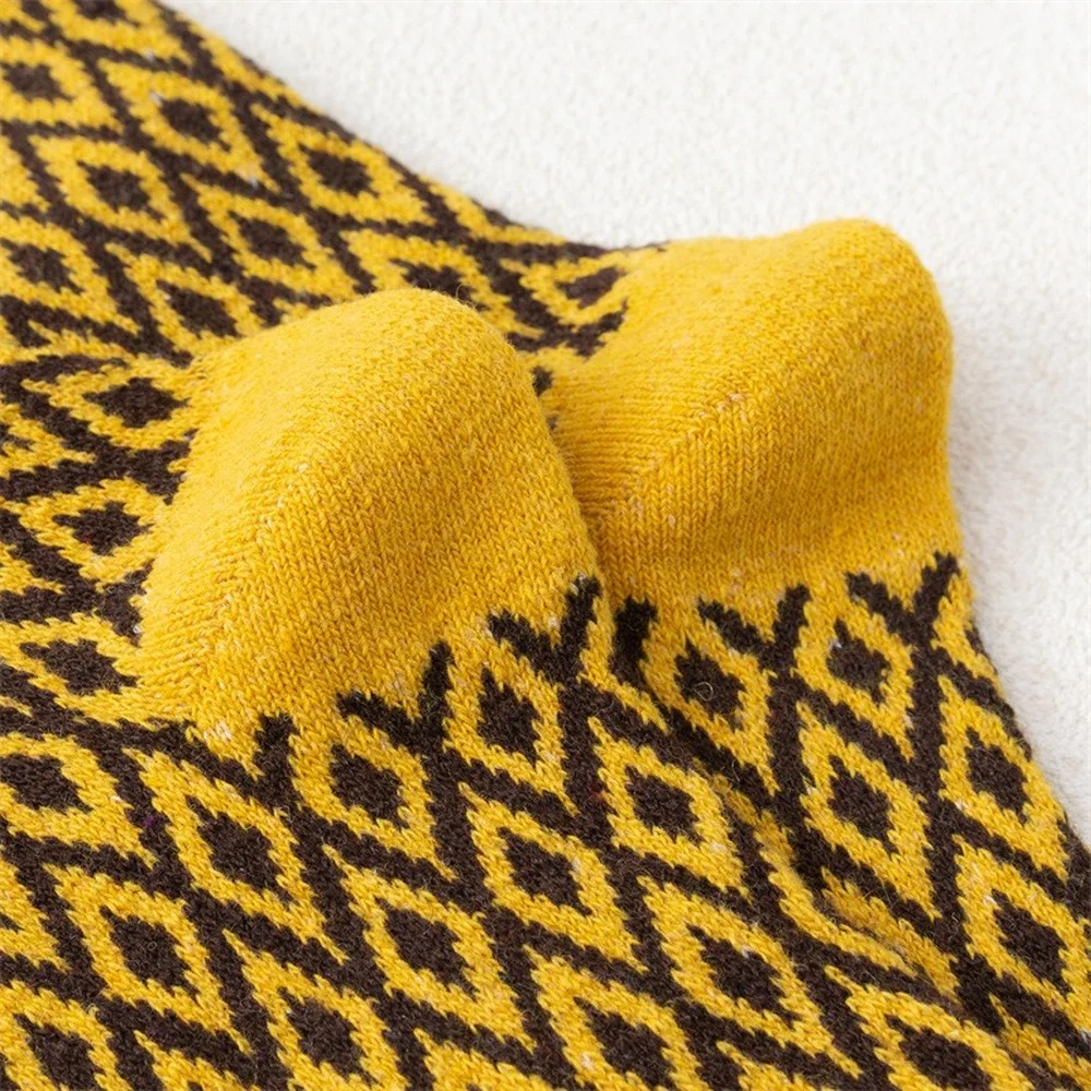 5 Pairs New Fashion Colorful Thickened Warm Women's Wool Socks Ethnic Style Diamond Bright Casual Women Socks