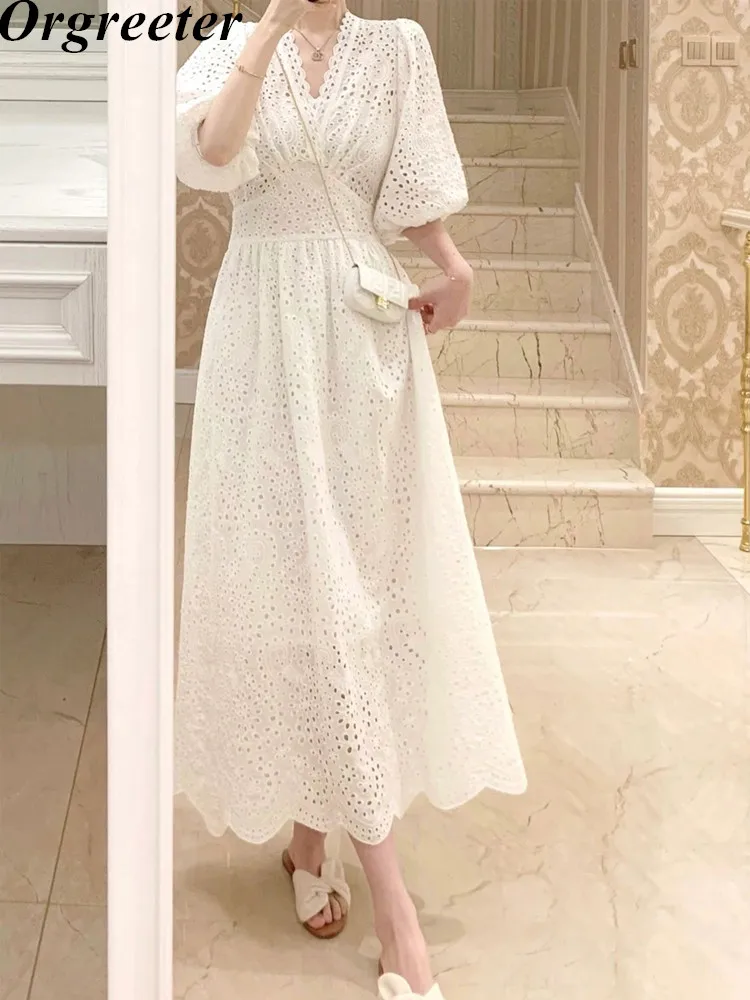 

Женское винтажное платье с вышивкой, белое ажурное облегающее платье миди во французском стиле с V-образным вырезом и пышными рукавами, лето 2023