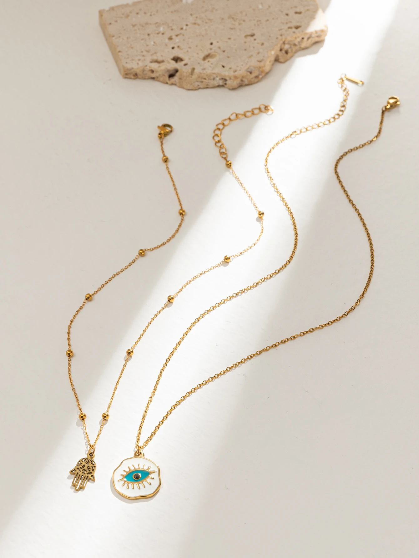 Женское винтажное геометрическое ожерелье с круглым кулоном в виде полой ладони