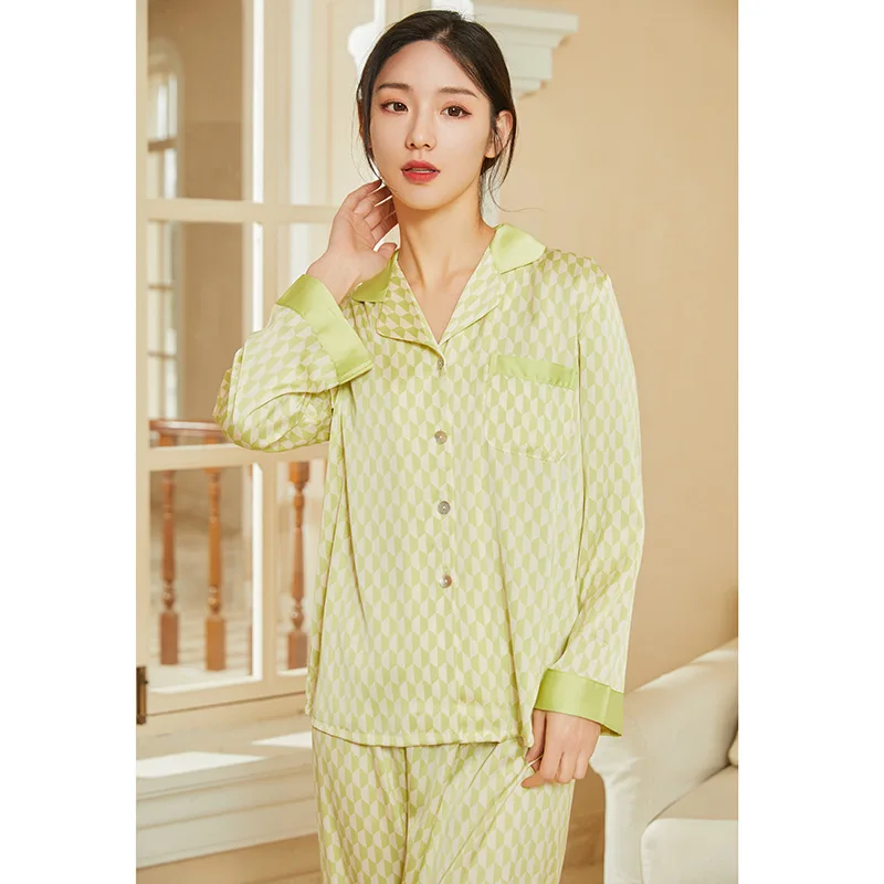 

Роскошная Элегантная пижама для женщин, комплект из двух предметов, зеленая клетчатая атласная шелковая пижама, зимняя женская одежда для отдыха, домашний костюм