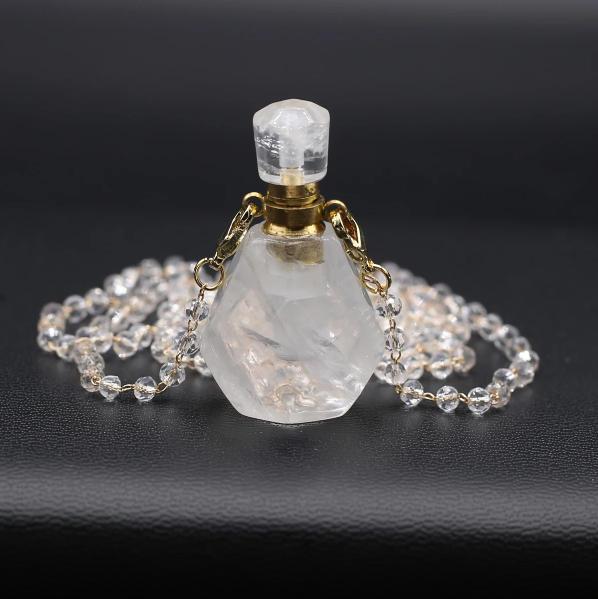 

Irregular Natural Stones Perfume Bottle Necklace Reiki Heal Crystal Clear Quartz Pendants Chain Necklaces for Women Jewelry Gift