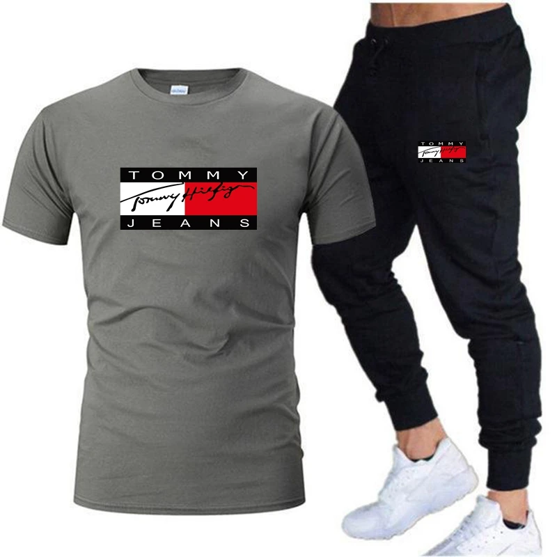 New summer fashion short sleeved T-shirt and pants set, casual brand fitness hip-hop fashion men's sports set
