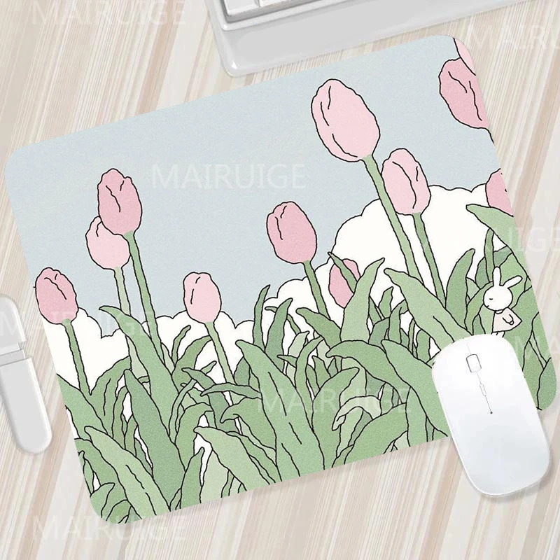 

Green Small Mouse Pads Mouse Carpets Cute Desk Mats Kawaii Tulip Gaming Accessories Mouse Mat Gamer Surface for Computer Mouse