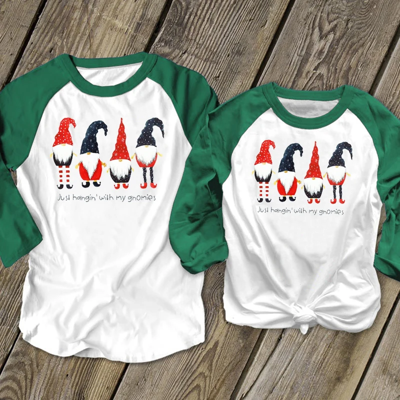 

Just Hangin' with My Gnomies Christmas Shirt Christmas Holiday Tee Long Sleeve Women Korean Clothes Classic Print Harajuku