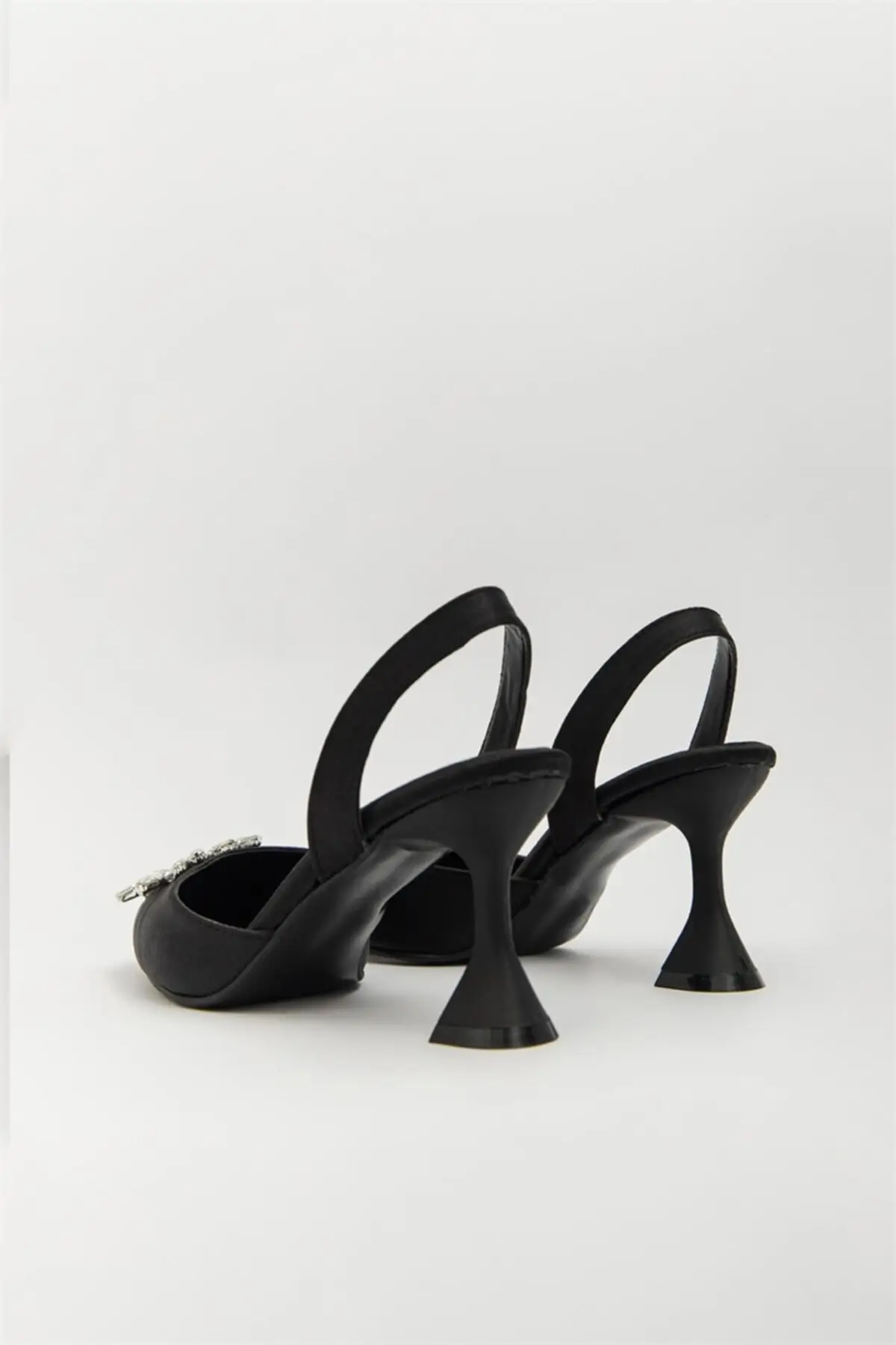 

2021 Ladies Pumpss High-Heeled Shoes Black Satin Rapunzel New Fashion Stylish Lady Party Women Pumps Shoes