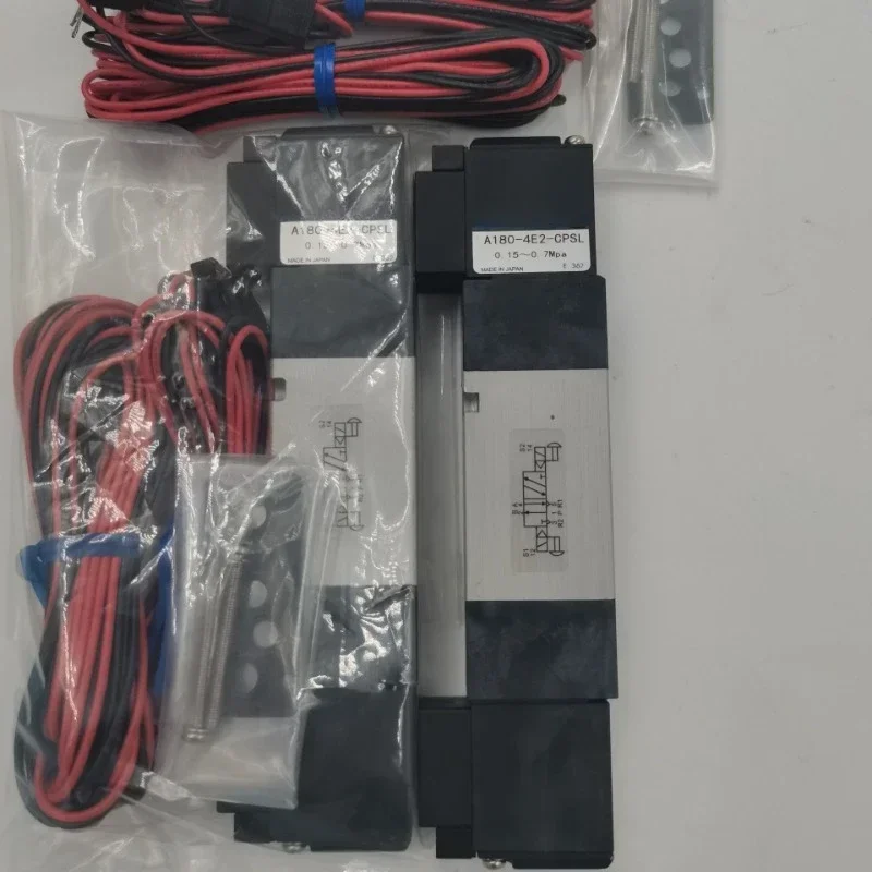 Оригинальный электромагнитный клапан KOGANEI A180-4E1/4E2-83-PLL-PSL-CPSL-CPLL-L1-L3 в наличии