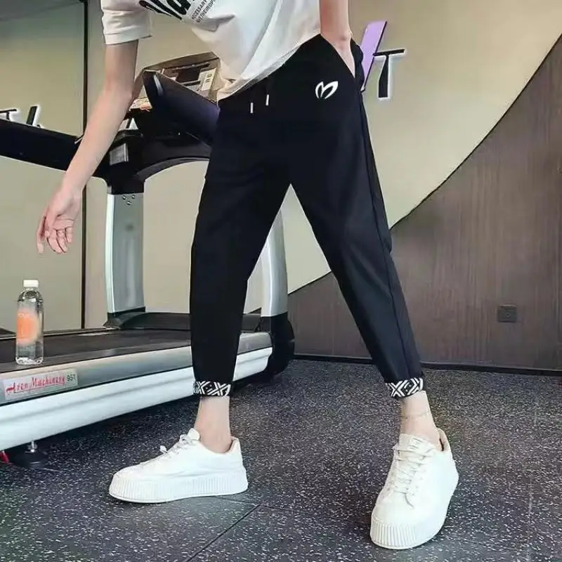 

Men's Golf Capris Spring and Autumn Sports Golf Clothing Pants Men's Golf Pants Slim Fit Breathable Pants
