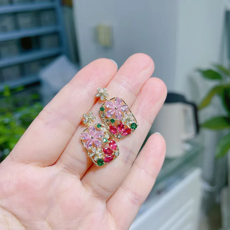 

Korean Version Earrings Pink Zircon Inlaid 925-pin Color Temperament Sweet Retro Square Flower Hollow