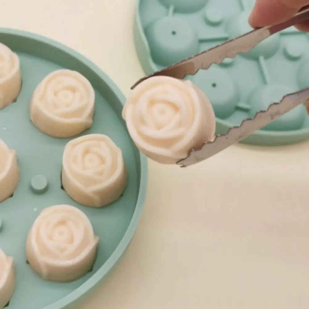 

Форма для льда с 9 отверстиями и крышкой, без БФА