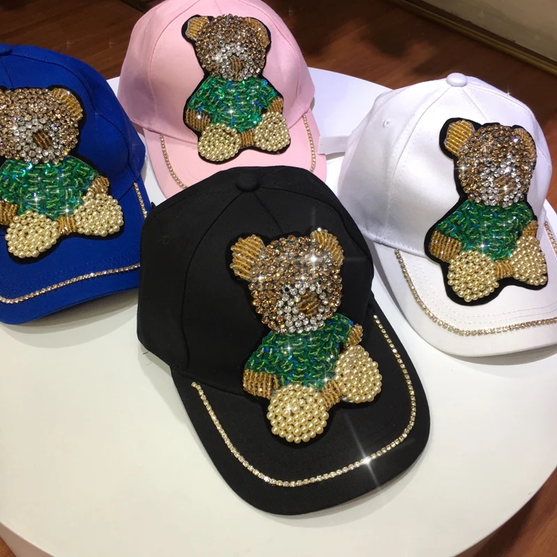 

Cute Age Reduction Hard Top Baseball Caps Trendy Sequins Beading Rhinestones Bear Peaked Cap Four Seasons Women Hats Shopping