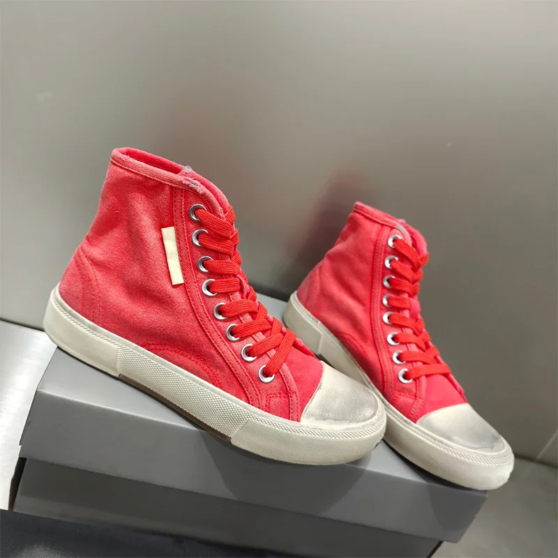 

2022 GOOD quality Women's Paris High Top Trainers In White Red Black Paris High Top Trainers in destroyed cotton and white sole