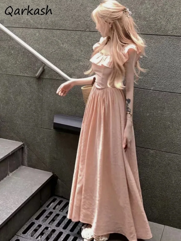 Платья для женщин повседневные шикарные однотонные с летящими рукавами стильные