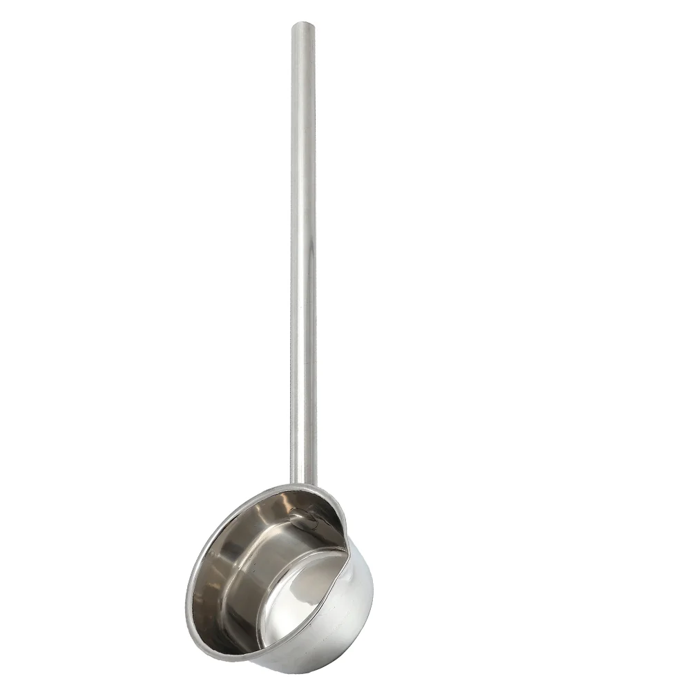 

Sturdy Stainless Steel Watering Spoon Widely-used Water Ladle Long Handle Water Scoop