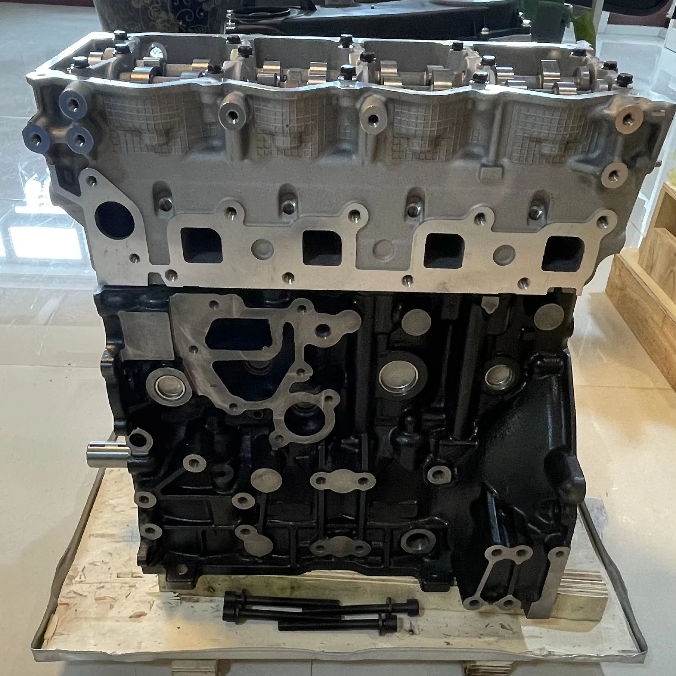 Фото Новый двигатель YD25 для Nissan Navara NP300 (Long Block) №5