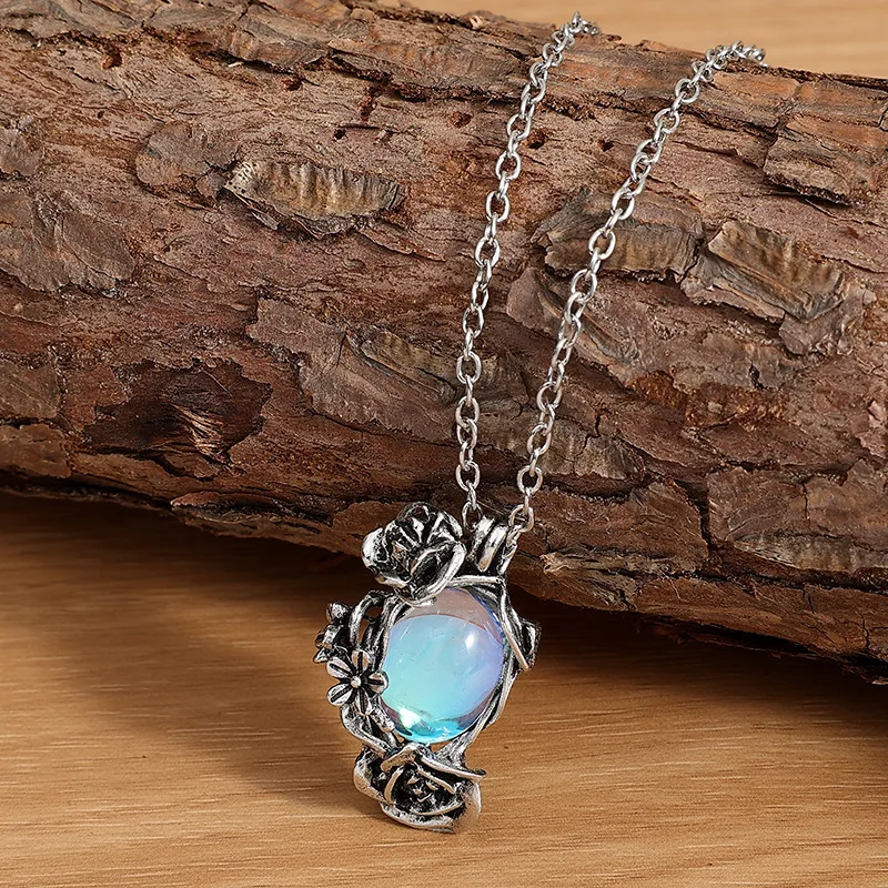 

New Fashion Trend Winding Crystal Collarbone Chain Vintage Water Drop Rose Flower Pendant Necklace For Women Dainty Jewelry