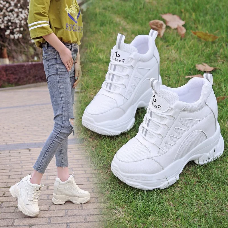 

New women's outdoor leisure sports shoes plus size non-slip sports shoes slip-on loafers comfortable heightening white shoes